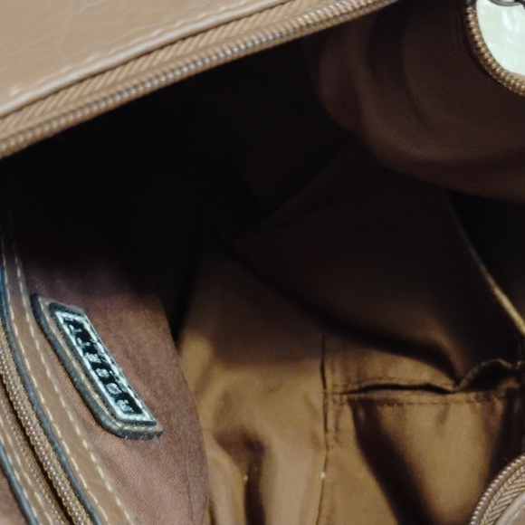 Rosetti Bag And Wallet - Picture 7 of 7